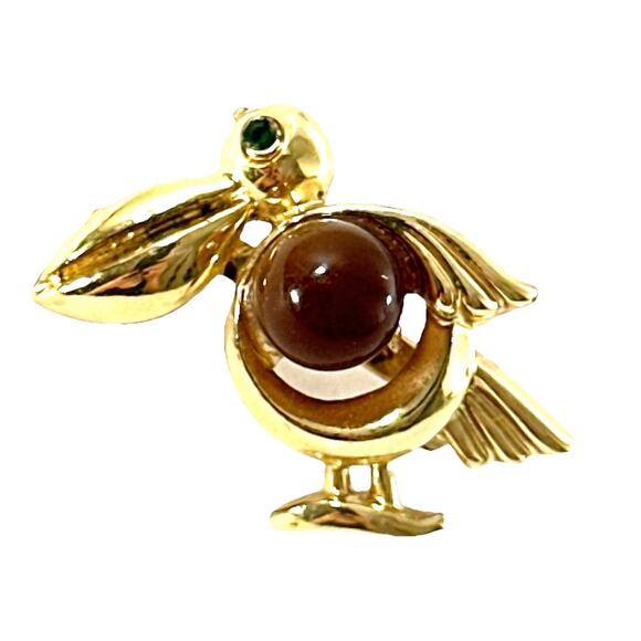 Vtg Coro Bird Brooch Gold Tone with Brown Lucite Belly & Green Rhinestone Eye - Picture 1 of 5